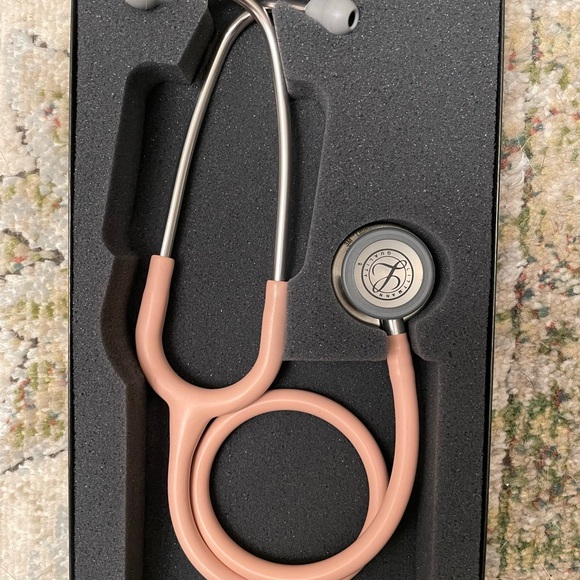 Littmann Classic III Monitoring Stethoscope: Champagne Rose Satin 5910C - Picture 3 of 8